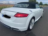 Audi TT Roadster 2.0 TDI ultra - - Audi TT mit Diesel-Antrieb: Cabrio