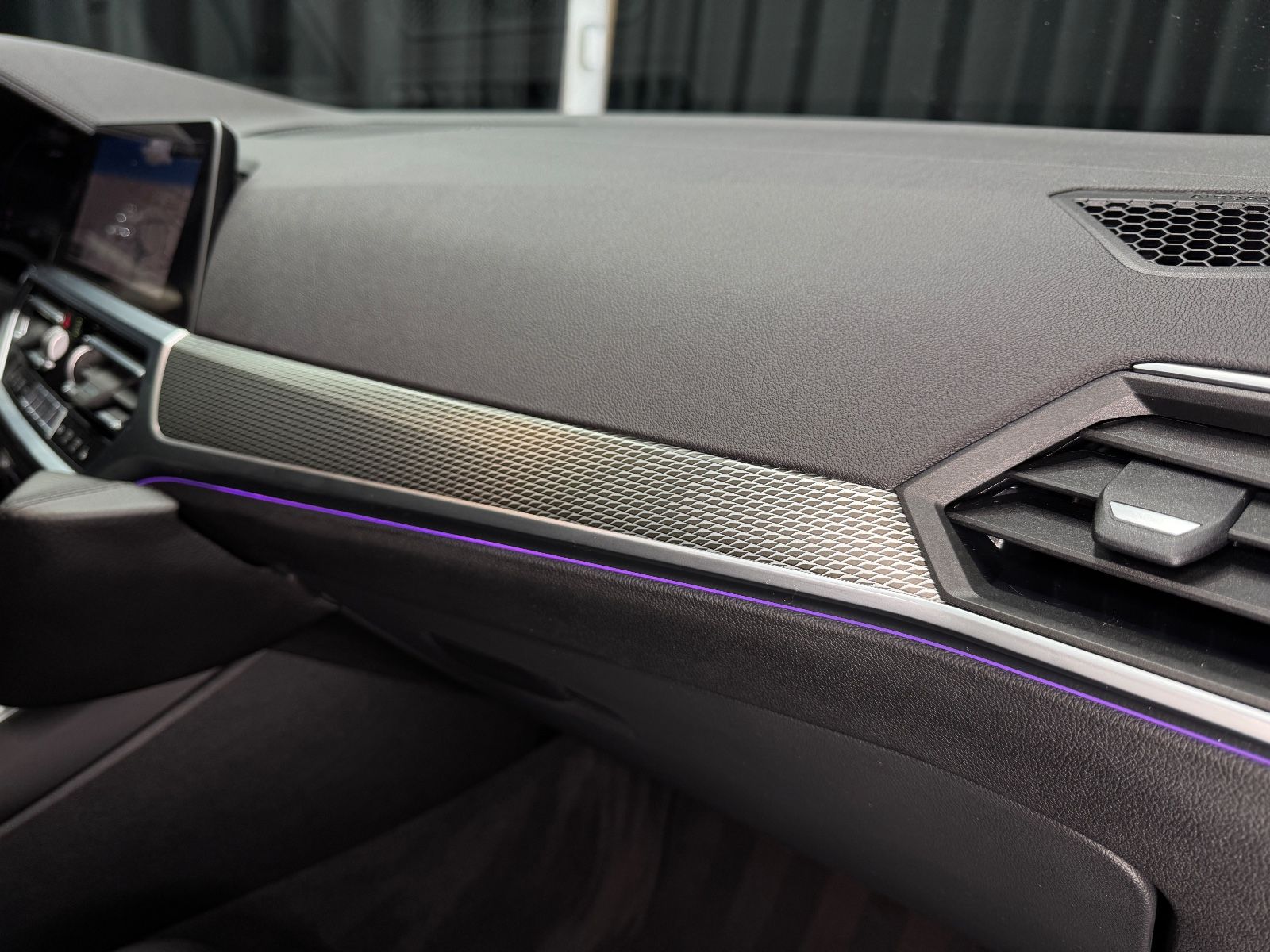 Fahrzeugabbildung BMW M340i xDrive Touring|LASER|NAVI|PANORAMA|ACC|AHK