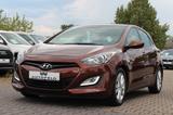 Hyundai i30 1.6 CRDi Trend/KLIMA/PDC/TEMP/BT/STARTSTOPP - Hyundai i30 mit Diesel-Antrieb: Limousine