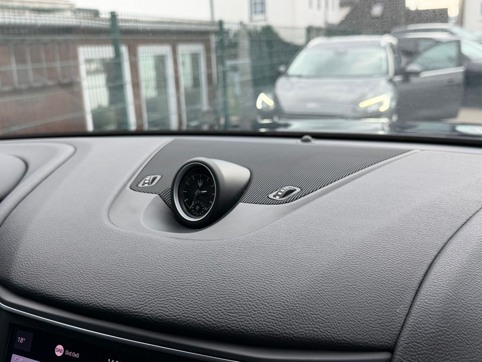 Fahrzeugabbildung Maserati Levante Diesel/GRANSPORT/LED/360°/MEMORY