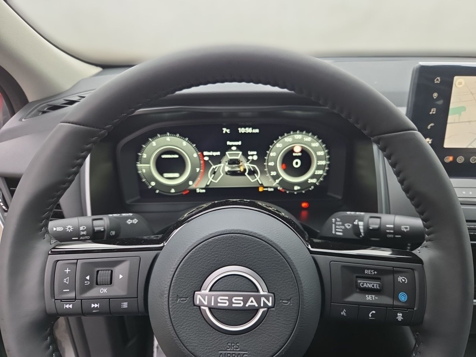 Fahrzeugabbildung Nissan Qashqai N-Connecta 140 PS Handschalter *HEADUP D