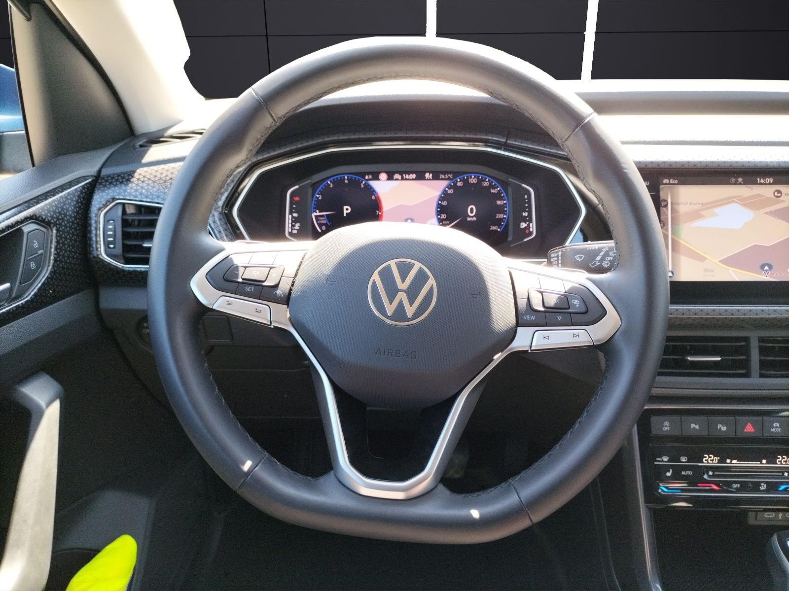 Fahrzeugabbildung Volkswagen T-Cross Style DSG LED ACC Navi Kamera Keyless