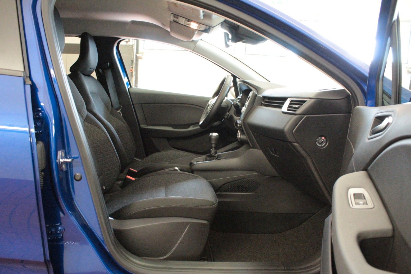 Fahrzeugabbildung Renault Clio TCe 90 Evolution *Style*&*Safety-Paket*