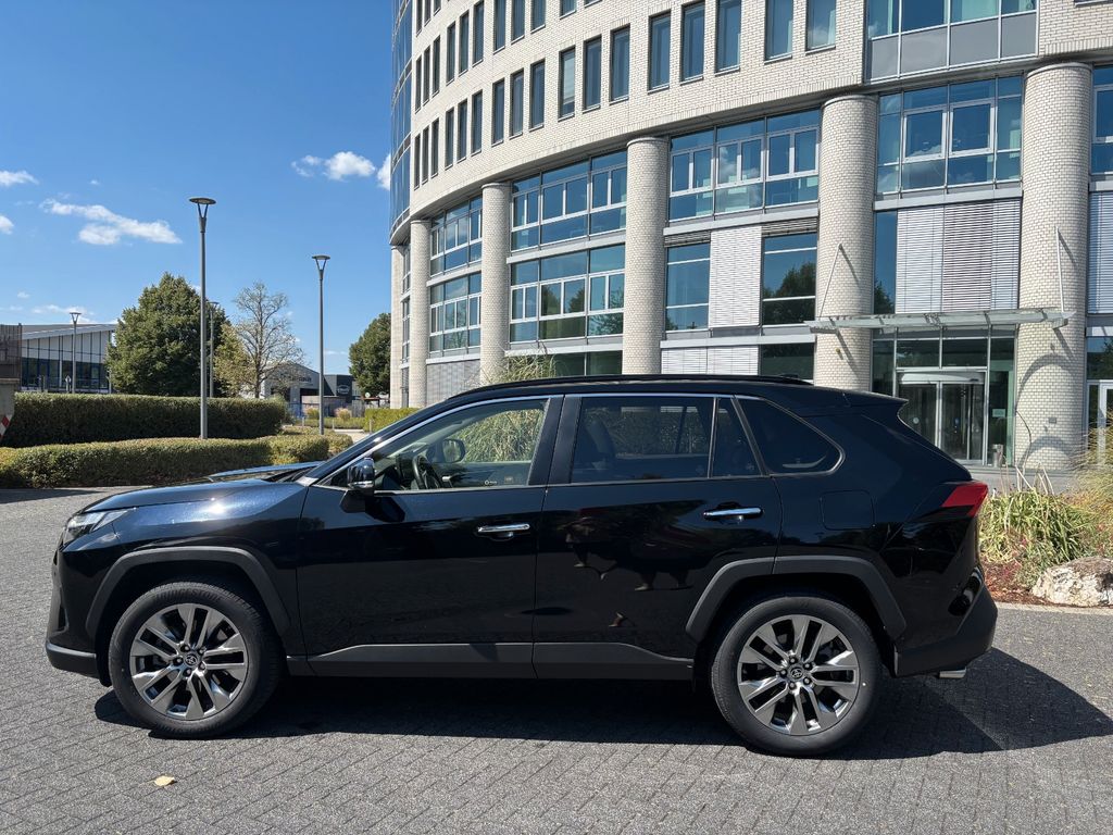 Image of Toyota RAV 4