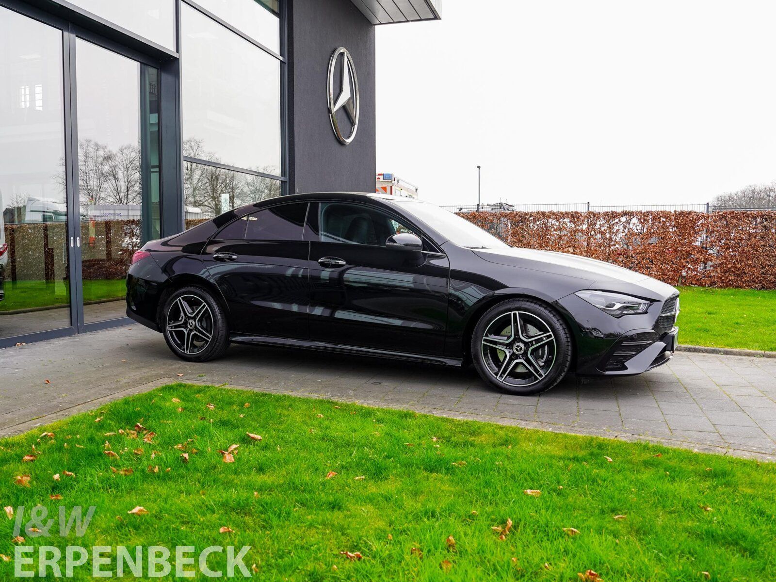 Fahrzeugabbildung Mercedes-Benz CLA 200 AMG Kamera Keyless LED Night Totwinkell