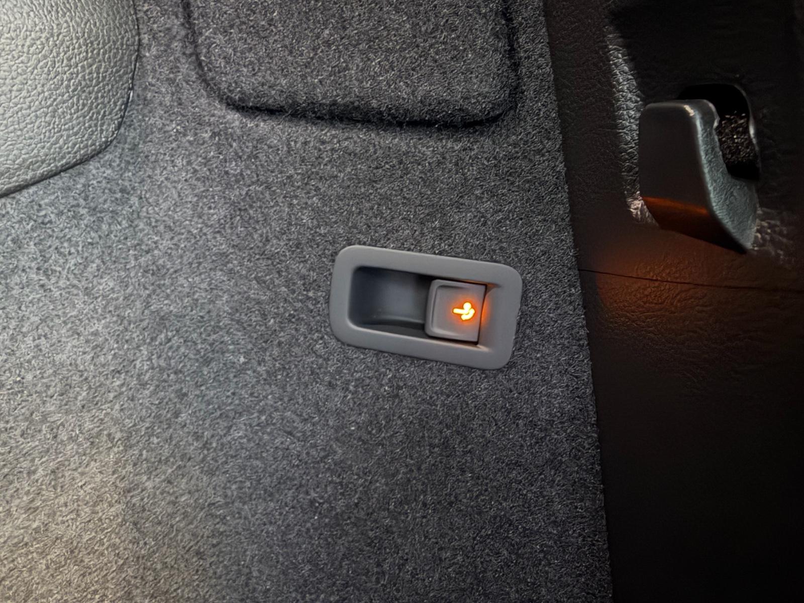 Skoda Karoq Sportline#5J.Gar#Matrix#360°#AHK#Navi#App