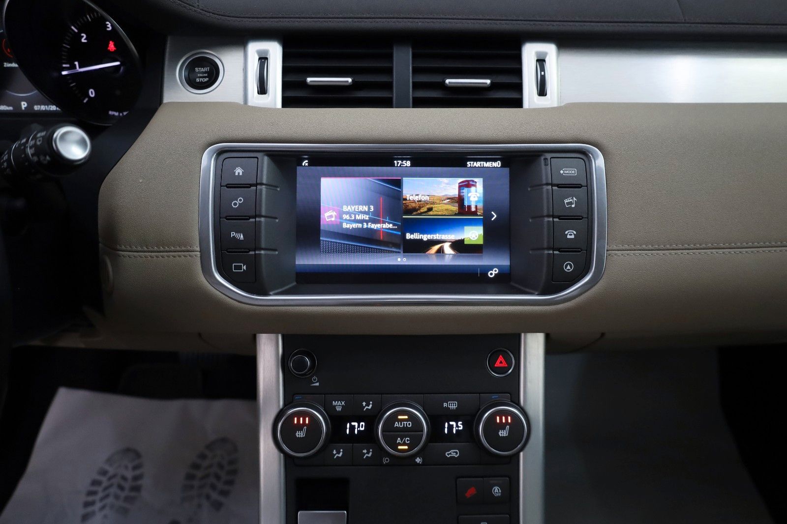 Fahrzeugabbildung Land Rover Range Rover Evoque AWD Automatik,Leder,Navi,SHZ