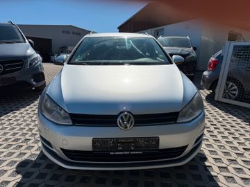 Volkswagen Golf - 2