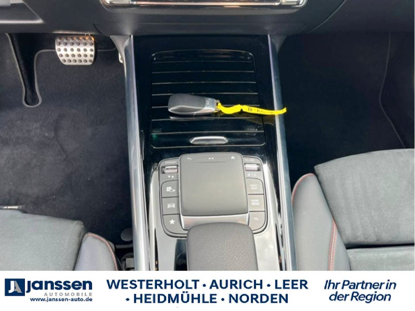 Fahrzeugabbildung Mercedes-Benz B 200d 8G-DCT AMG Line