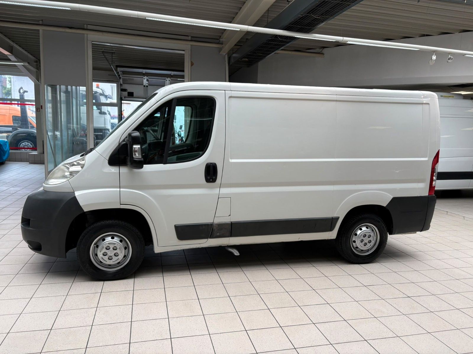 Citroen Citroën Jumper 2.2HDI/Lkw-Kasten Gesch./124Km/HU-0