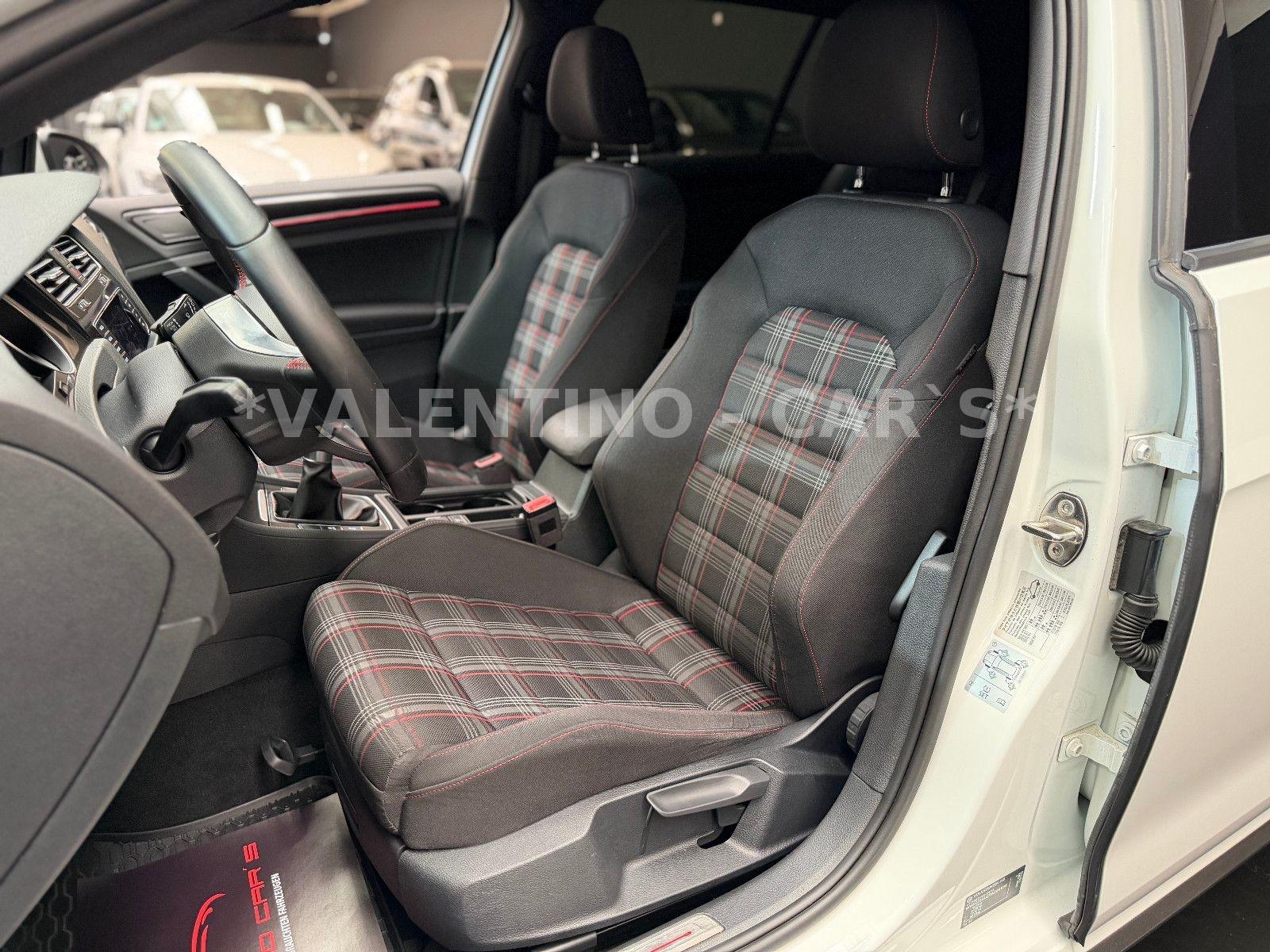 Volkswagen Golf VII Lim. GTI Navi/Temp/Parklenk/Shz/BiXen