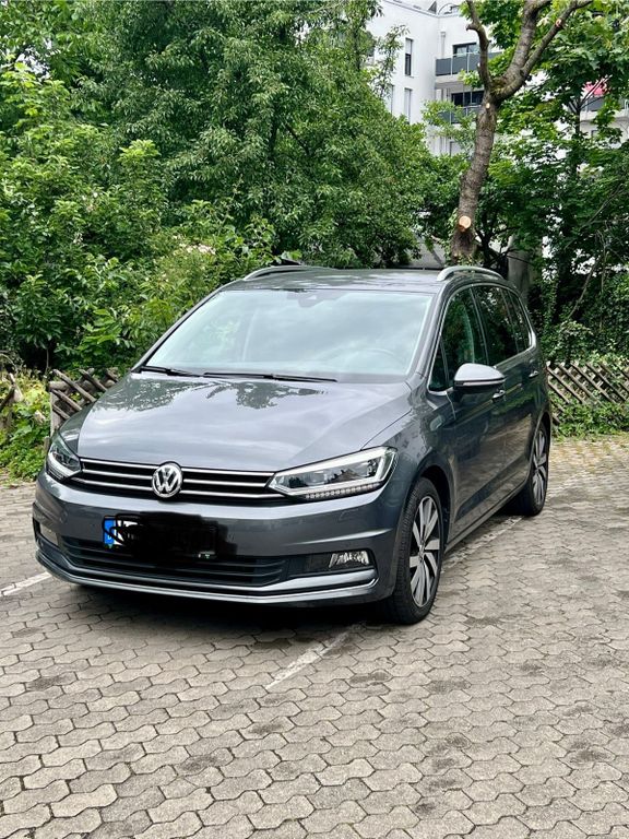 Image of Volkswagen Touran