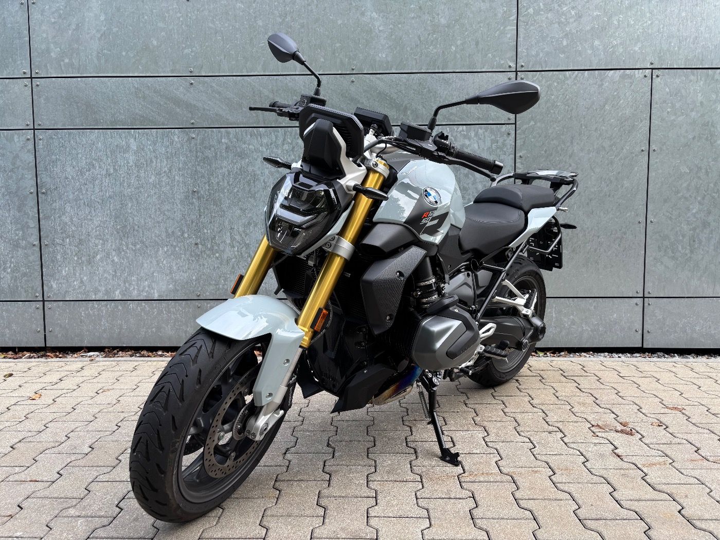 Fahrzeugabbildung BMW R 1250 R 3 Pakete