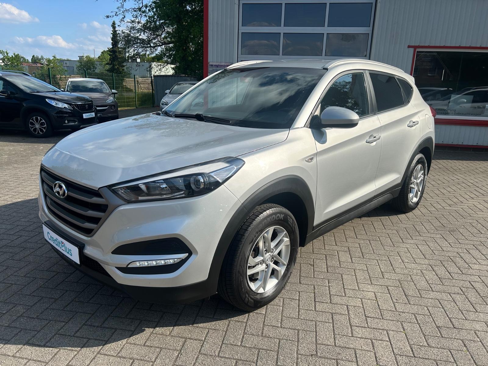 Hyundai Tucson  Anhängerkupplung+Navigation+Alu !