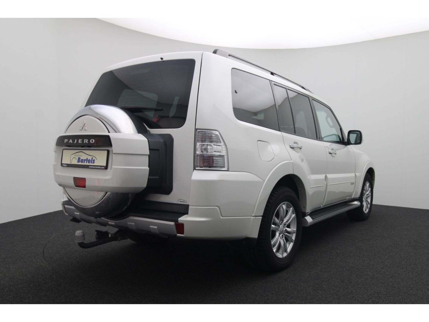 Fahrzeugabbildung Mitsubishi Pajero 3.2 DI-D Edition 30 7-Sitzer