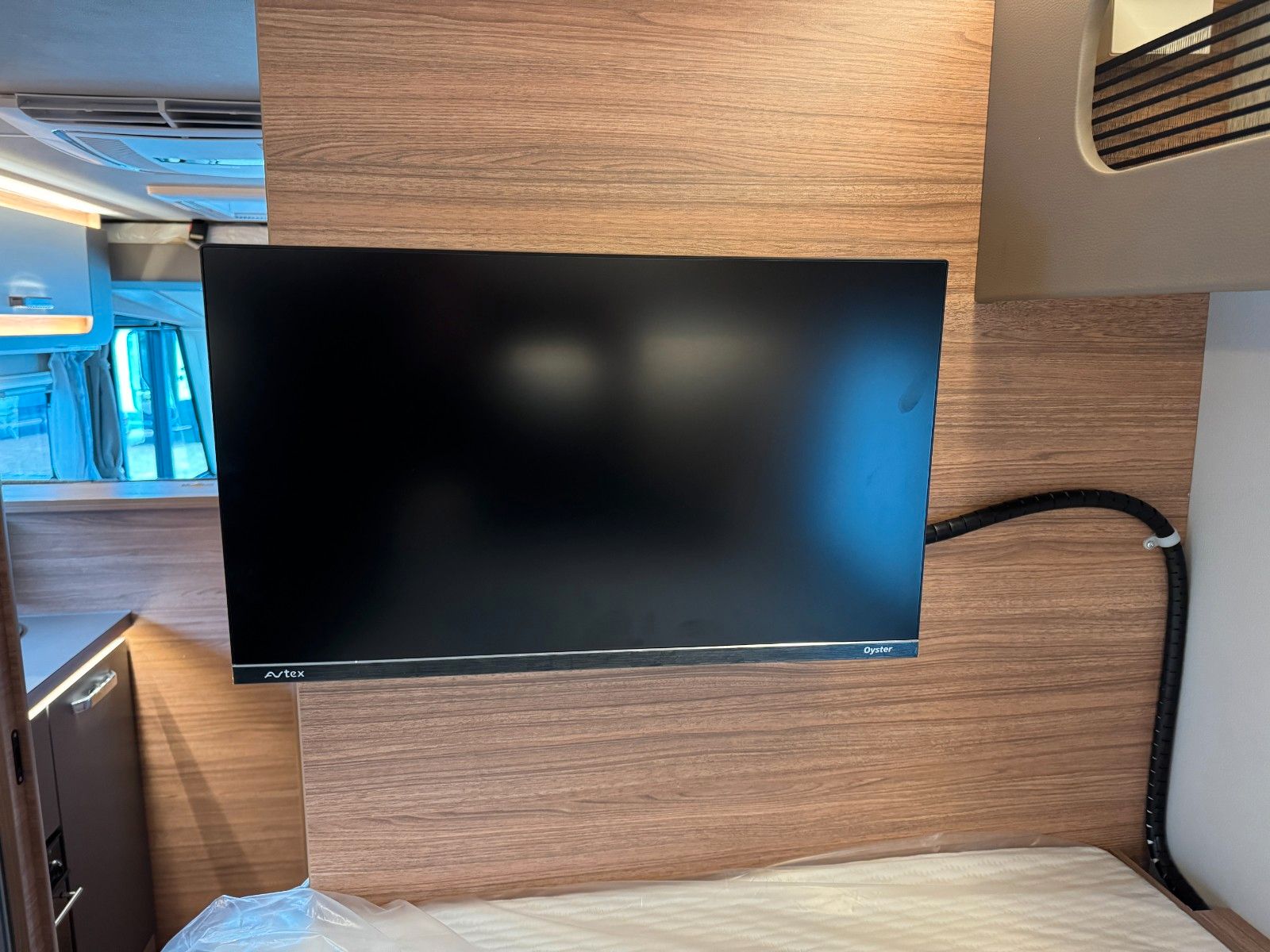 Fahrzeugabbildung Weinsberg CaraCore 700MEG,Automatik,TV-Paket,Standklima