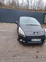 Peugeot 5008 - Peugeot 5008 mit Diesel-Antrieb: Limousine
