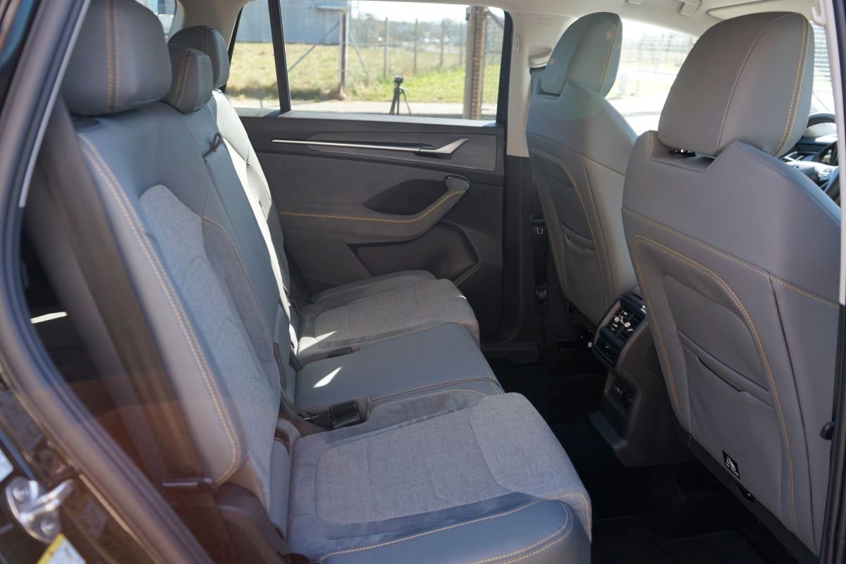 Fahrzeugabbildung SKODA Kodiaq 2.0 TDI*Sport*Head Up*360 Kam*7 Sitzer
