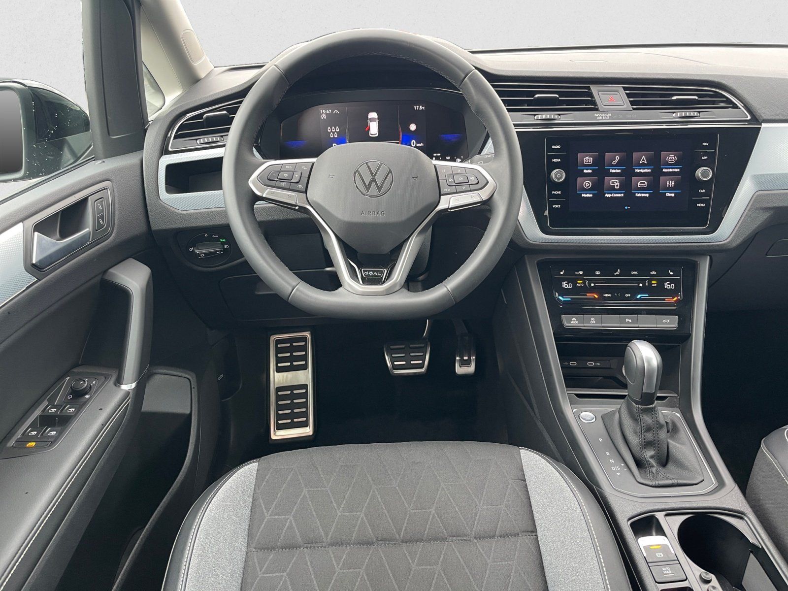 Volkswagen Touran - Bild 11