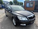 Skoda Octavia 1.6 TDI 4x4 Klima Euro 5 - Skoda Octavia aus 2012 mit Diesel-Antrieb: Kombi, 1.6