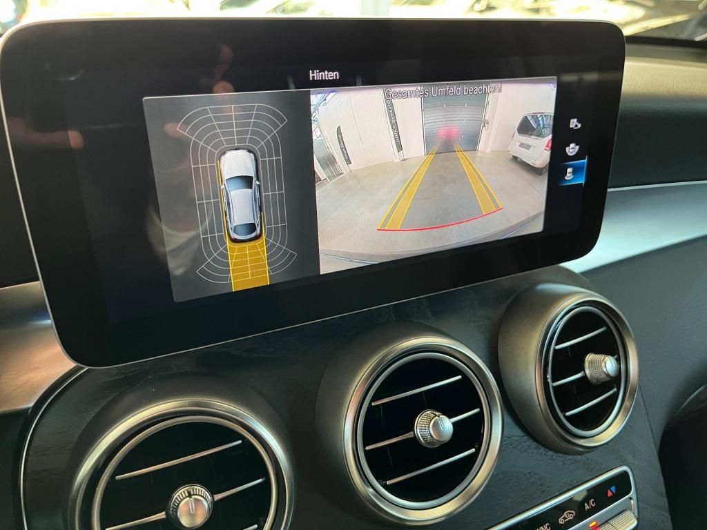 Fahrzeugabbildung Mercedes-Benz GLC 300 4M Coupé AMG ACC Memory LED-ILS Kamera