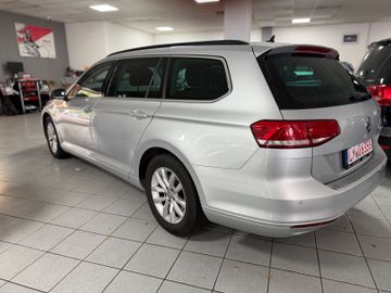 Volkswagen Passat Variant - 2