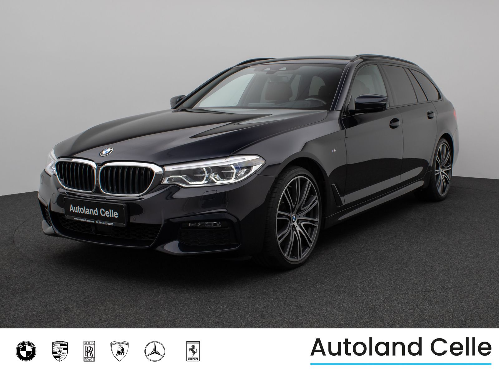 Fahrzeugabbildung BMW 540d xD M Sport Panorama 360°HUD B&W NightVision