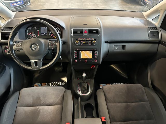 Volkswagen Touran Highline DSG *PANO*SHZ*NAVI*PDC*TEMPOMAT*