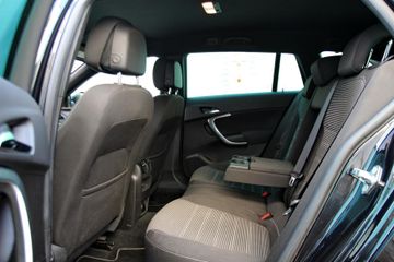 Opel Insignia - 9
