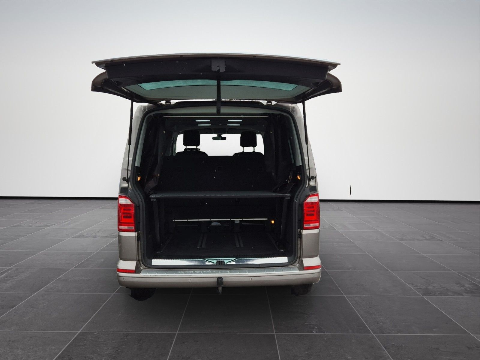 Fahrzeugabbildung Volkswagen T6 2.0 TDI COMFORT DSG AHK LED KAM STHZ WINTERR