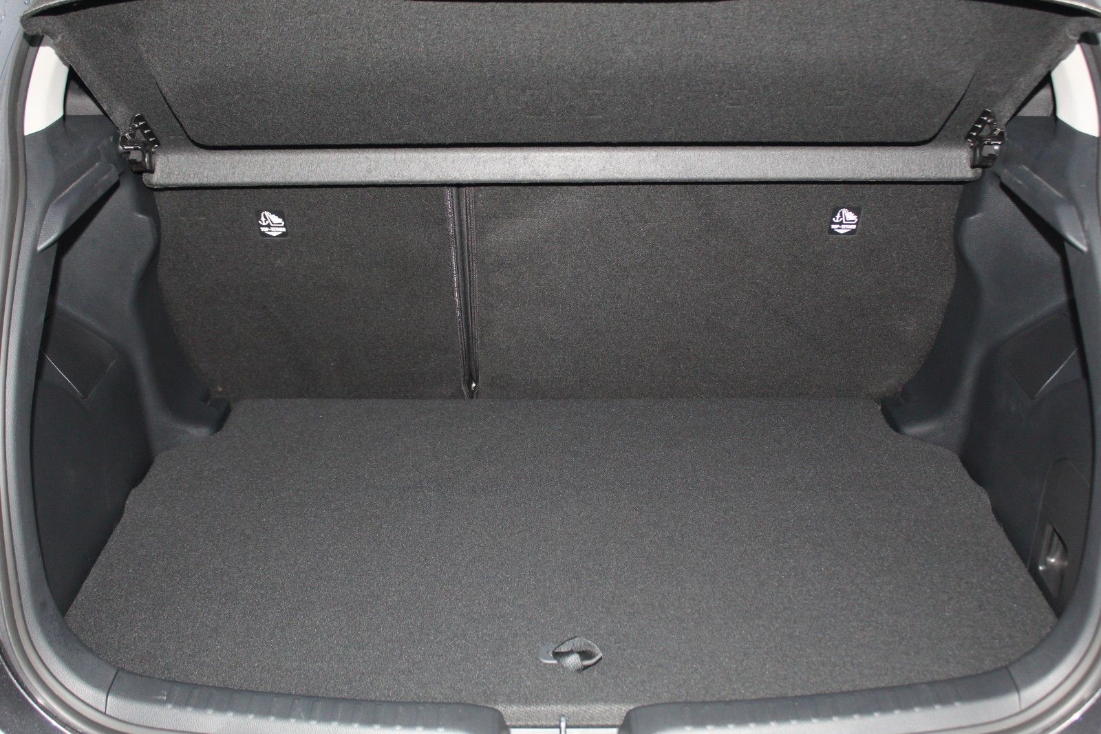 Fahrzeugabbildung Toyota Yaris 1.5-l-VVT-i Team Deutschland