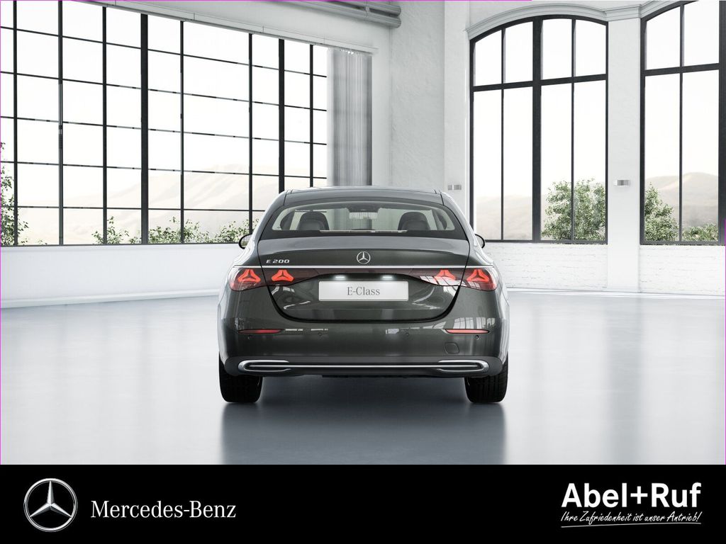MERCEDES-BENZ E-Class 2026