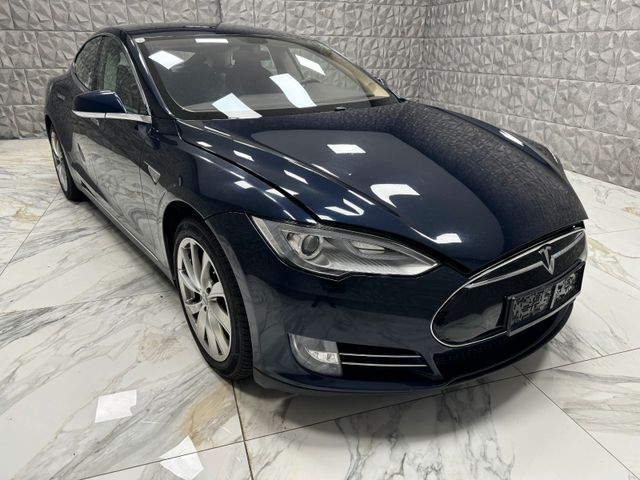 Tesla Model S Basis 85Kwh * Privat auto *