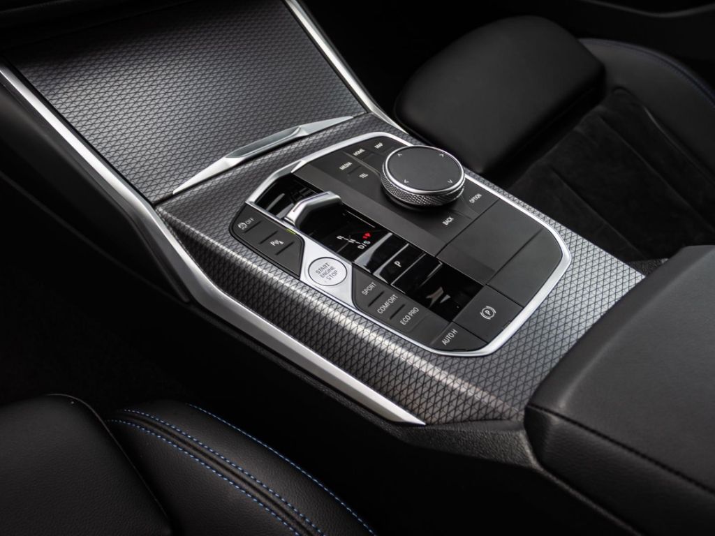 BMW 318 - Bild 11