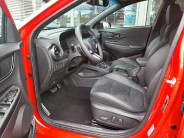 Fahrzeugabbildung Hyundai KONA N Perf. 2.0 T-GDI 8-DCT ASSISTENZ KOMFORT