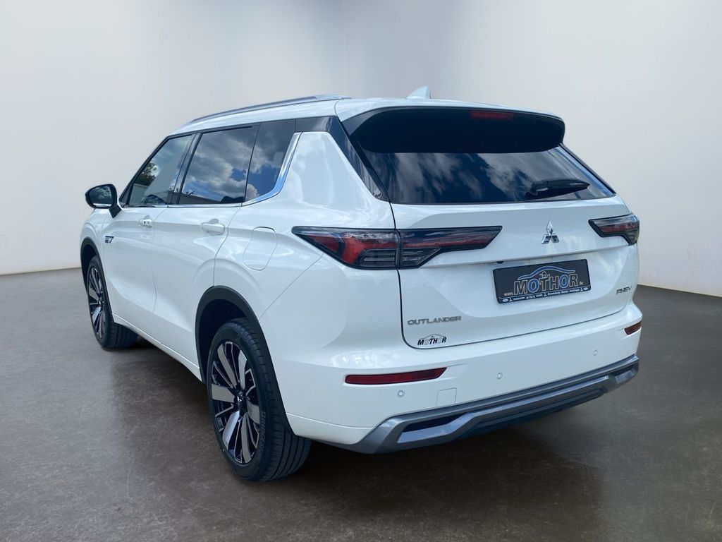 Mitsubishi Outlander — fotografia 3
