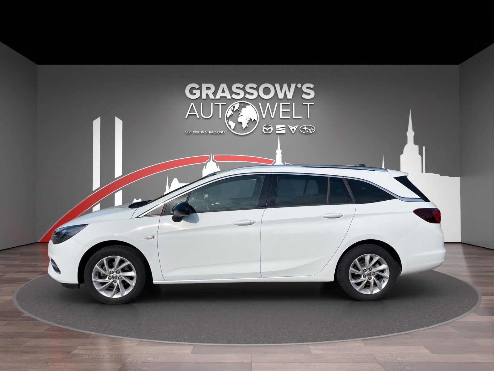 Fahrzeugabbildung Opel Astra Kombi 1.2 Elegance /LED/NAV/SHZ/AWR