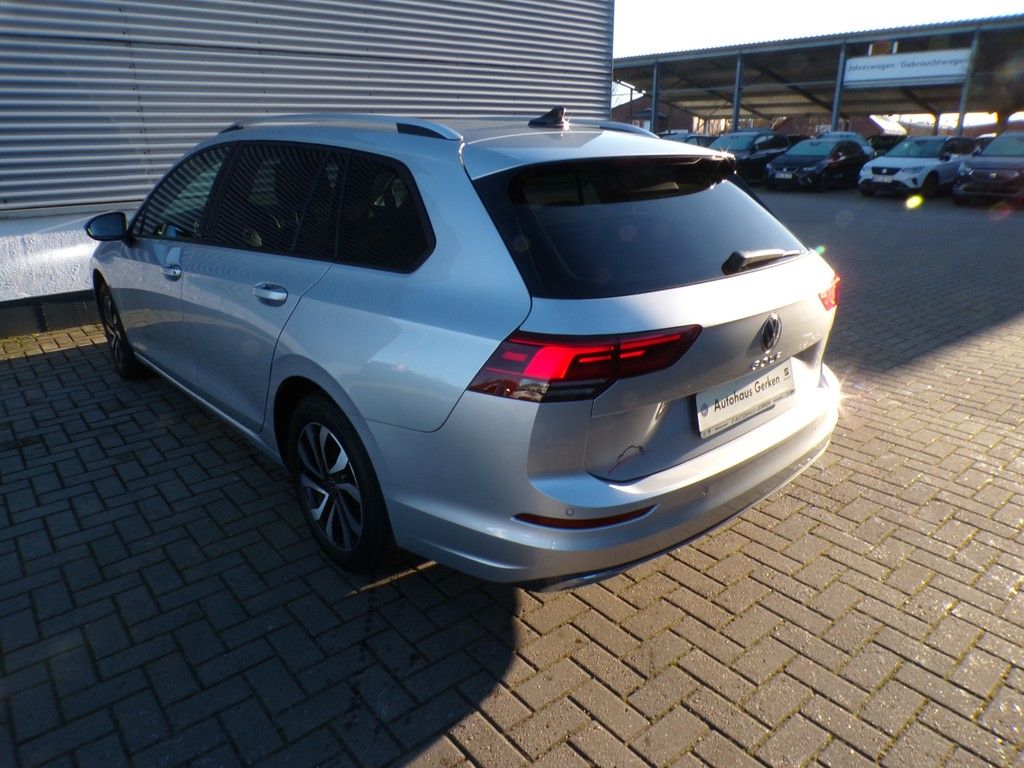 Fahrzeugabbildung Volkswagen Golf VIII Variant 1,5 TSI Active *LED*AHK*NAVI*S