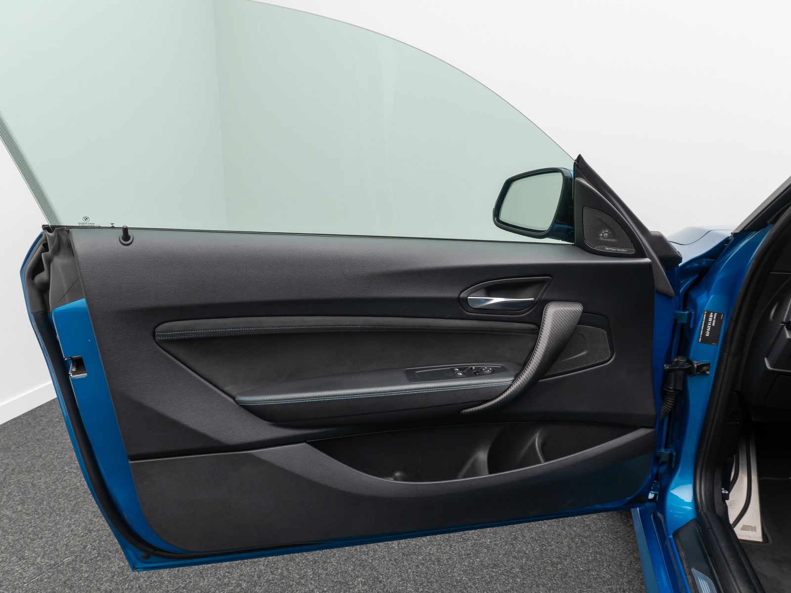 Fahrzeugabbildung BMW M2 Coupé Xenon H/K Alarm DAB NavPro Leder 19Zoll