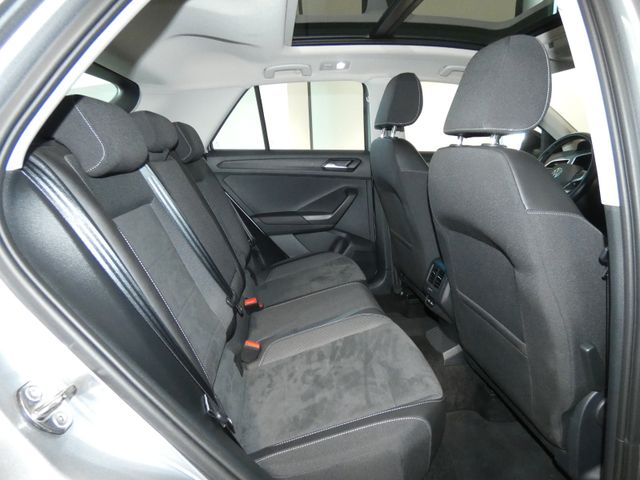 T-Roc Style 1.5 TSI DSG ACC RFK PANO IQLIGHT AHK