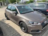 Audi A1 1.0 TFSI ultra Sportback - Audi A1: Braun
