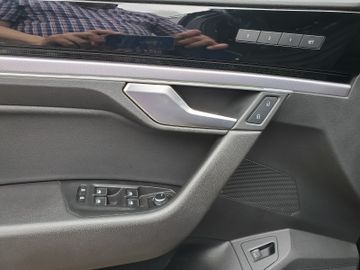 Volkswagen Touareg - 10