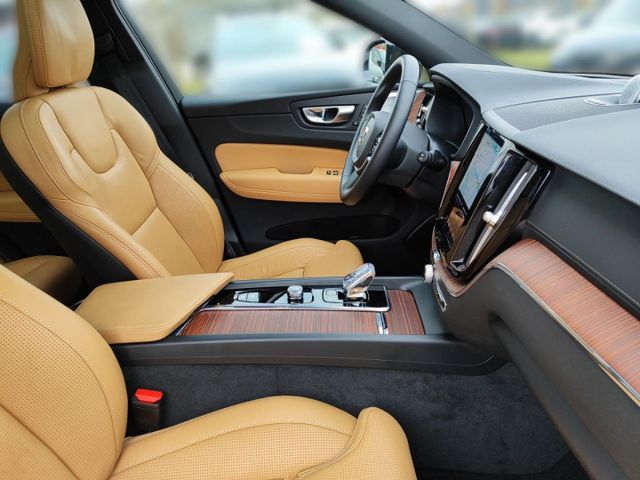VOLVO XC 60 (Bild 24 von Array)