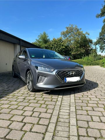 Hyundai Ioniq Premium (Memory,ACC,SBL,4xSHZ)