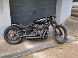 Harley-Davidson Softail Street Bob 114 FXBBS Custom - Unfallfz.