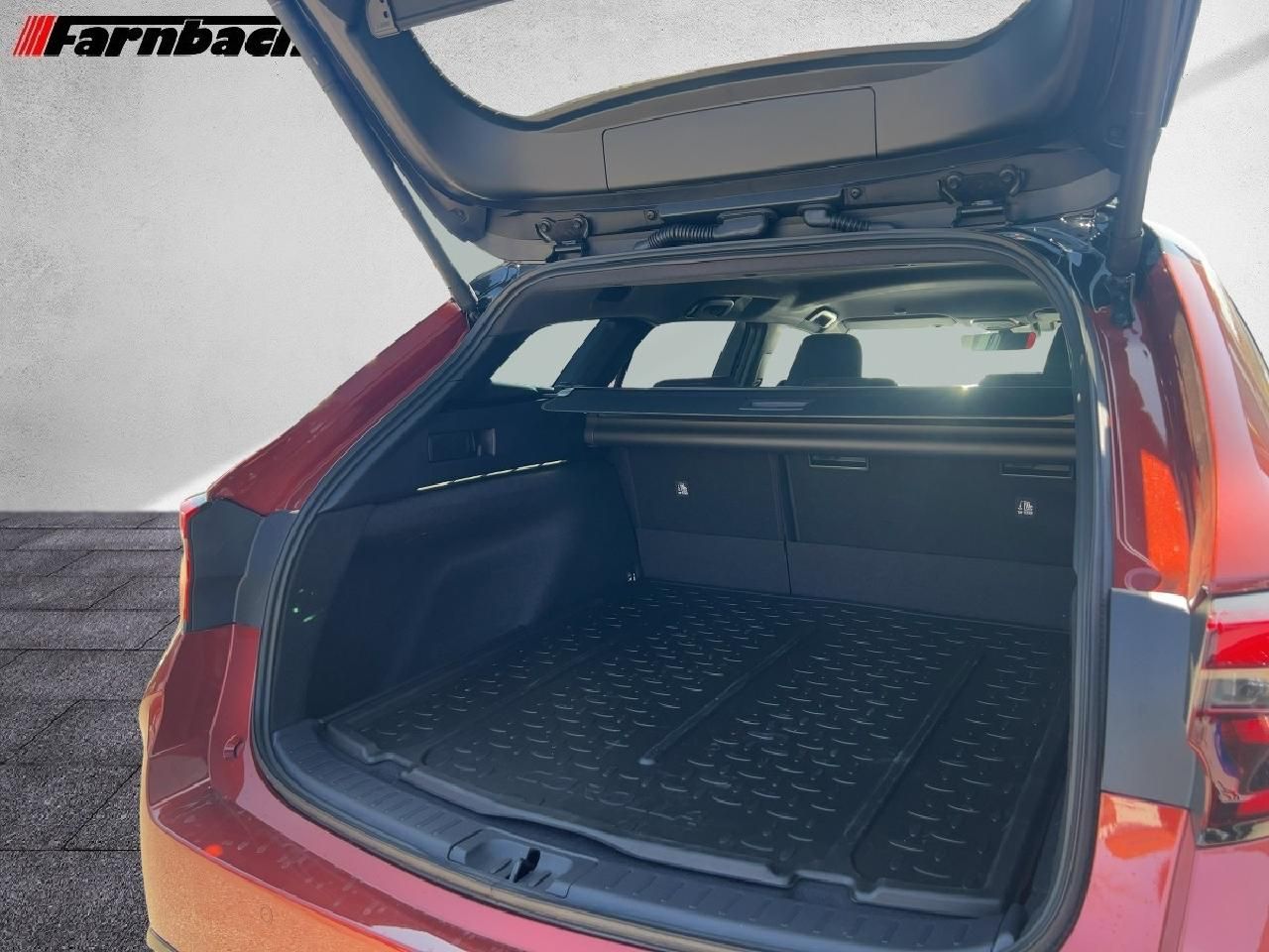 Fahrzeugabbildung Toyota Corolla TS 2.0 l  Hybrid GR Sport