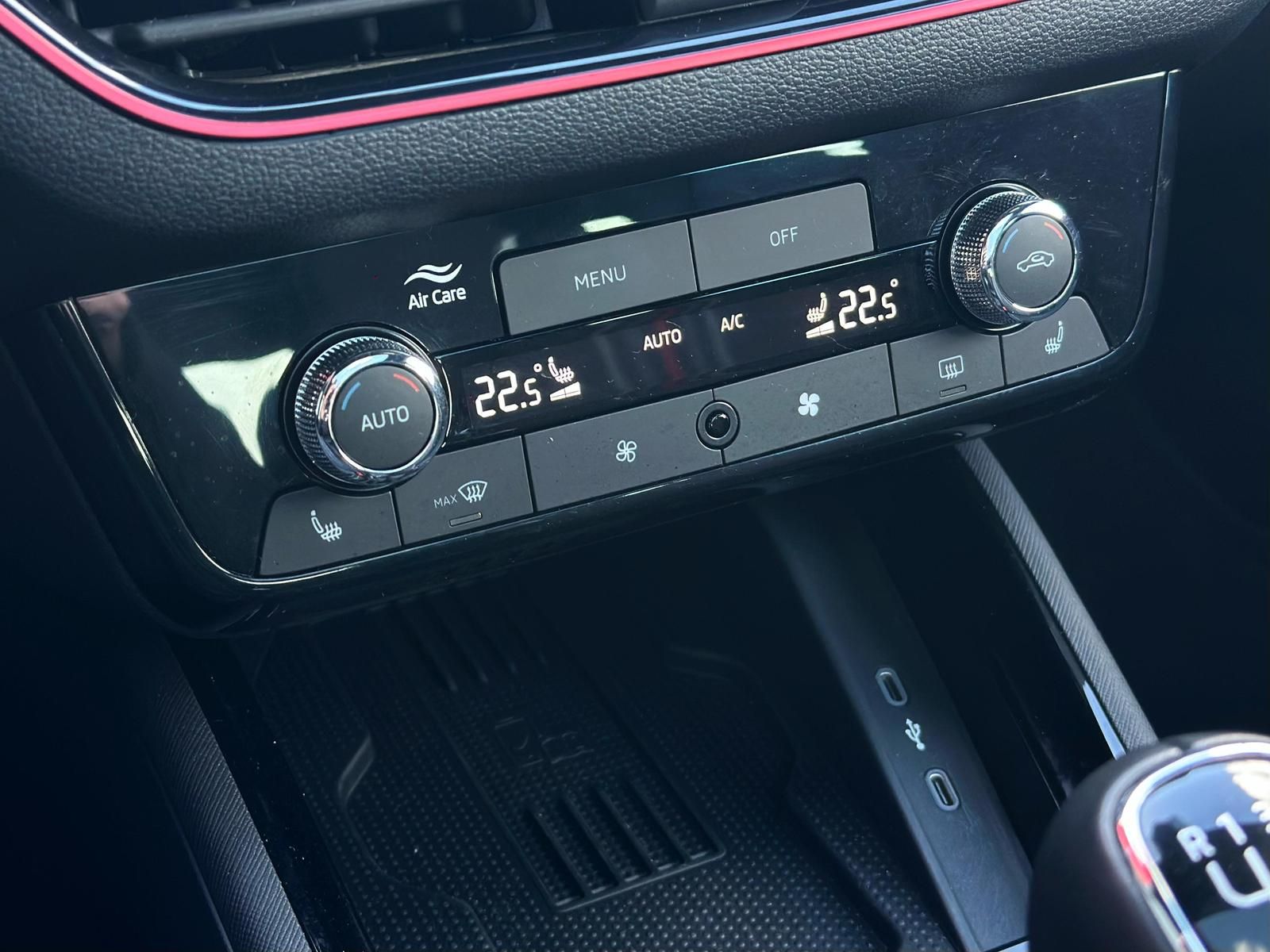 SKODA Scala 1.0TSI MONTE CARLO MATRIX#ACC#SPUR#AHK#SHZ - Image 14