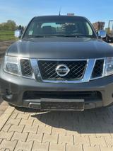 Nissan Navara - Nissan aus 2010: Geländewagen