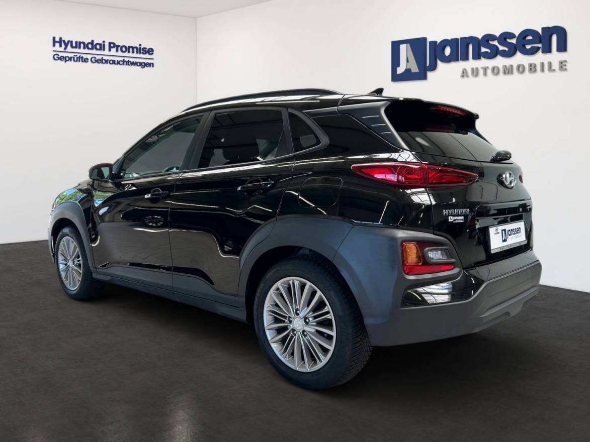Fahrzeugabbildung Hyundai KONA TREND 17' Alu, LED-Lichtpaket, Navigationsp