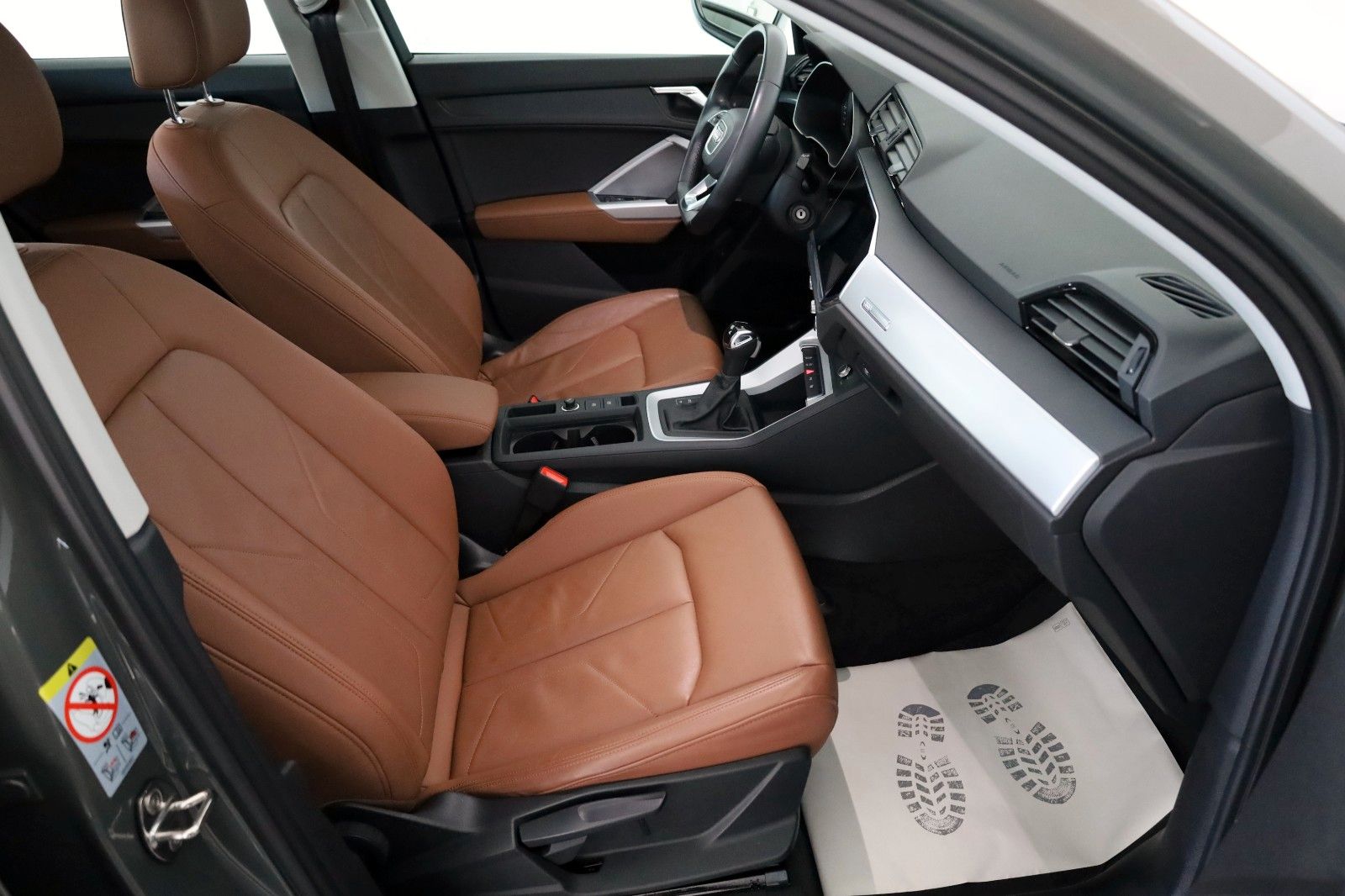 Fahrzeugabbildung Audi Q3 35 TDI advanced,Leder,Navi,LED,SH,Carplay
